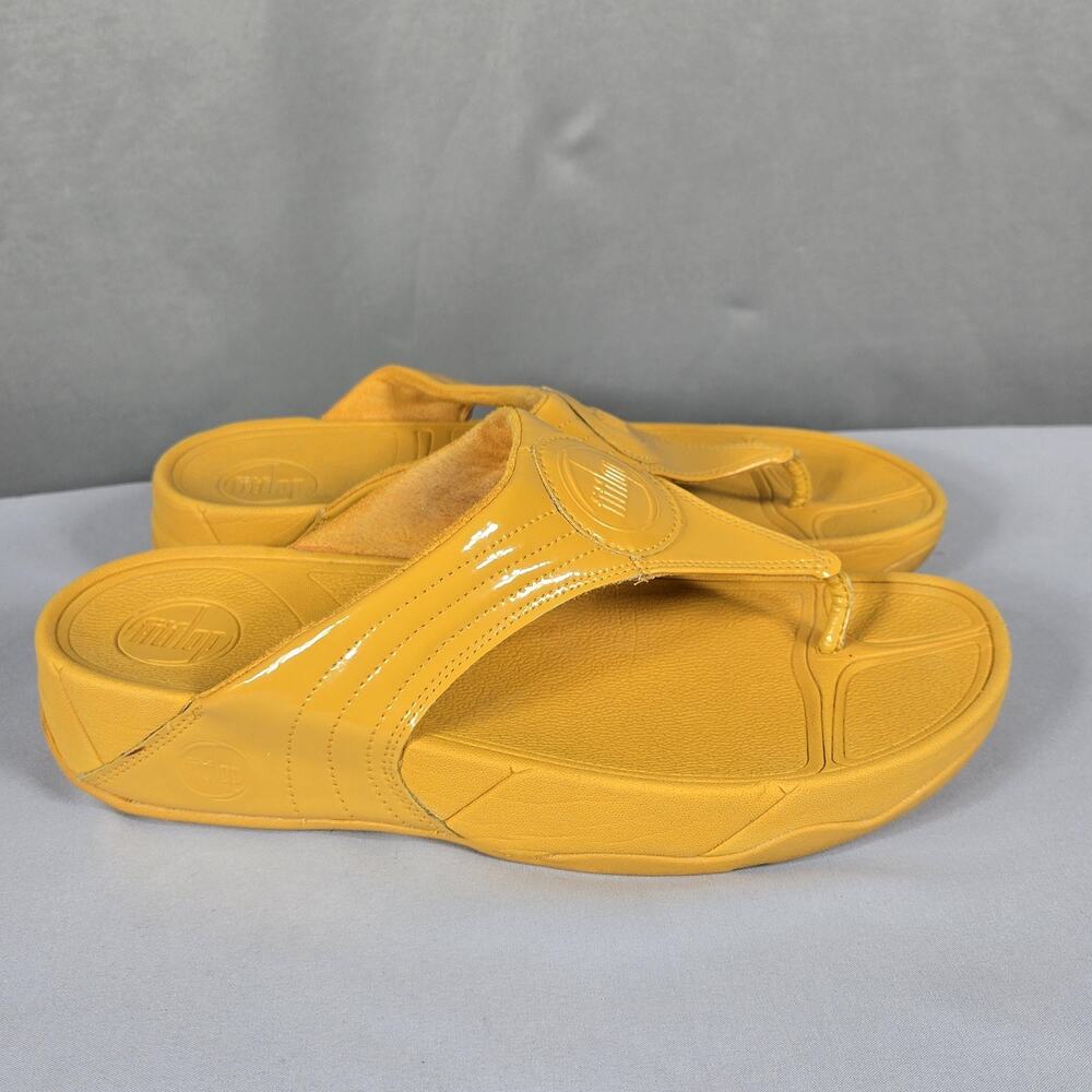 FitFlop Sandals Womens 8 Yellow Thong Wedge Microwobbleboard Comfort Slip Ons